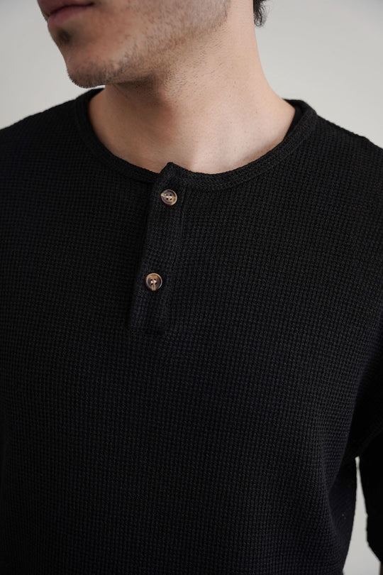 BLACK JACQUARD HENLEY
