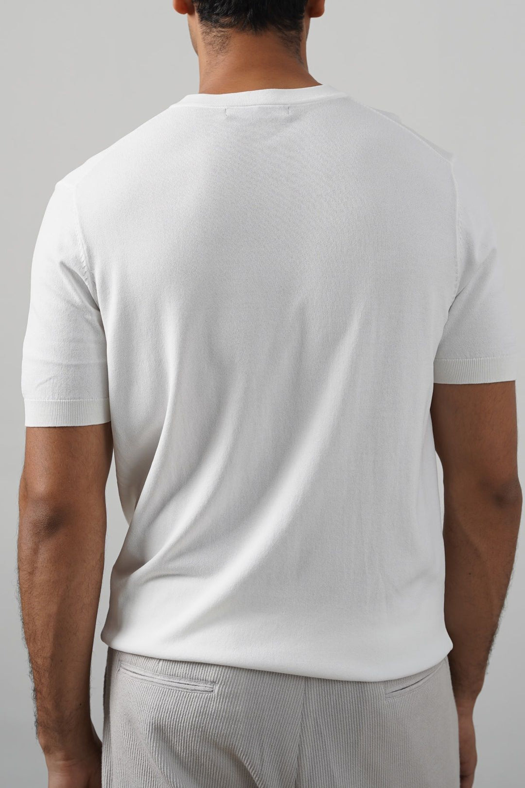 WHITE TIMELESS HENLEY