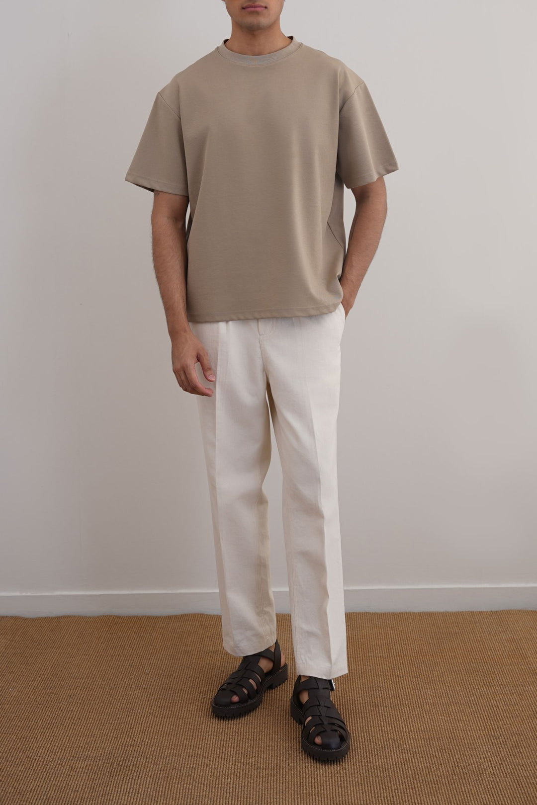 KHAKI TEXTURED KNITTED CREW