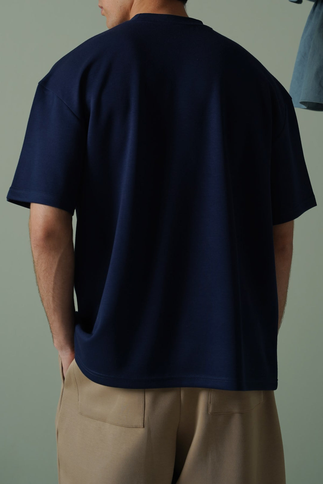 NAVY BOXY TEE
