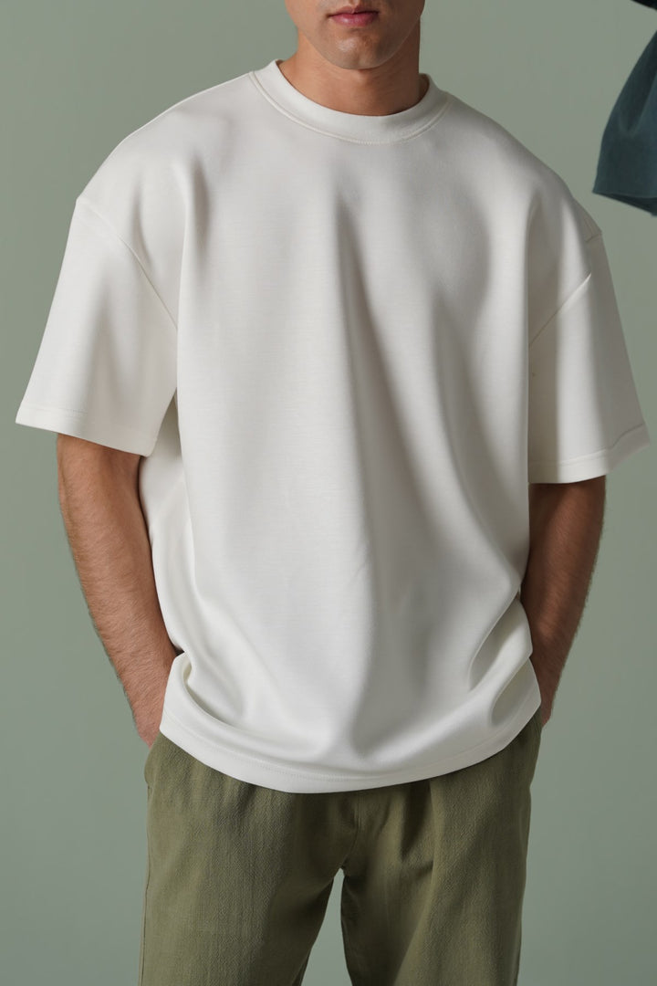 WHITE BOXY TEE