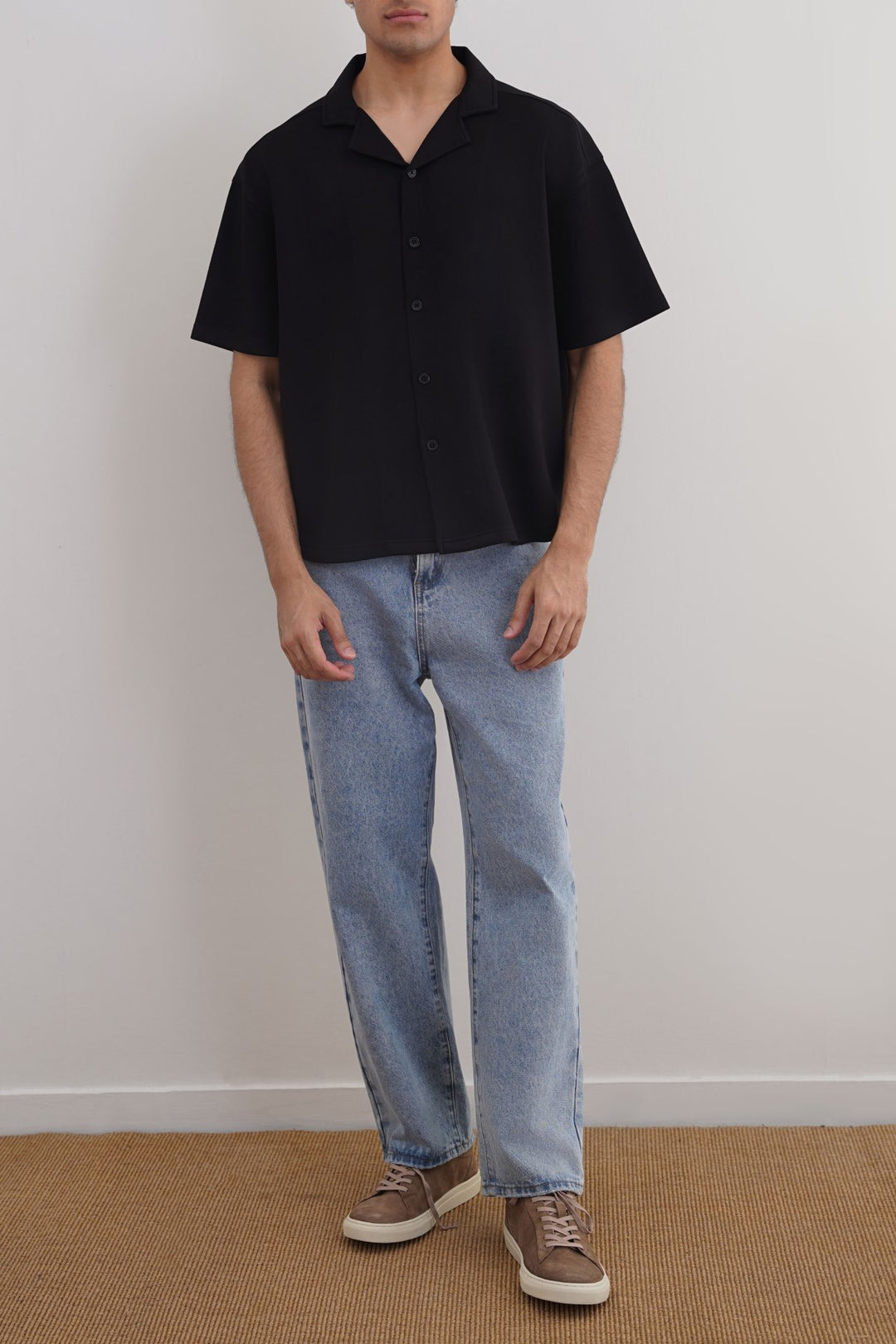 BLACK KNITTED RESORT SHIRT
