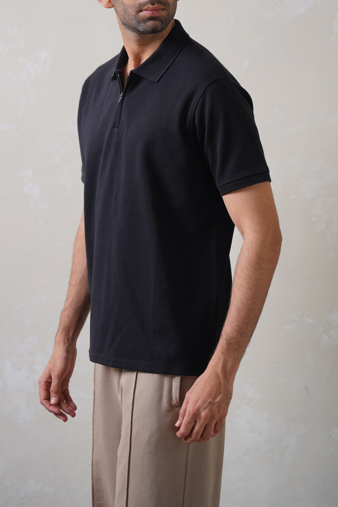 BLACK QUARTER ZIP POLO