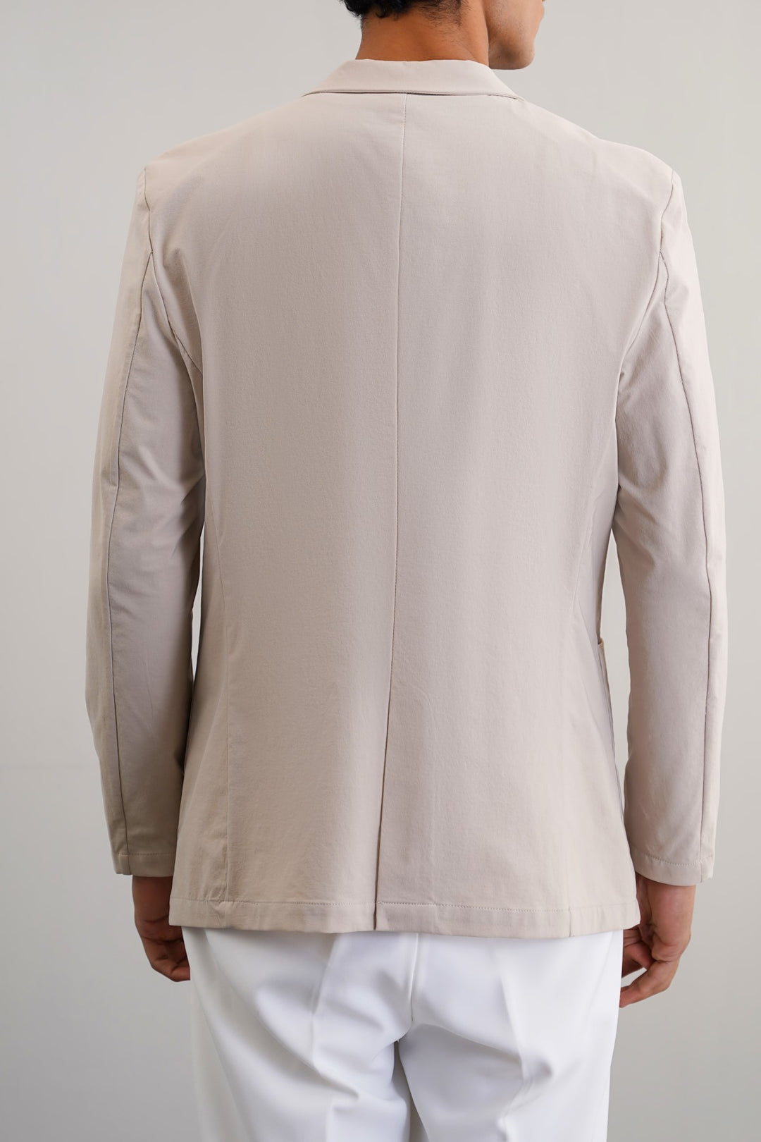 TAUPE PERFORMANCE BLAZER