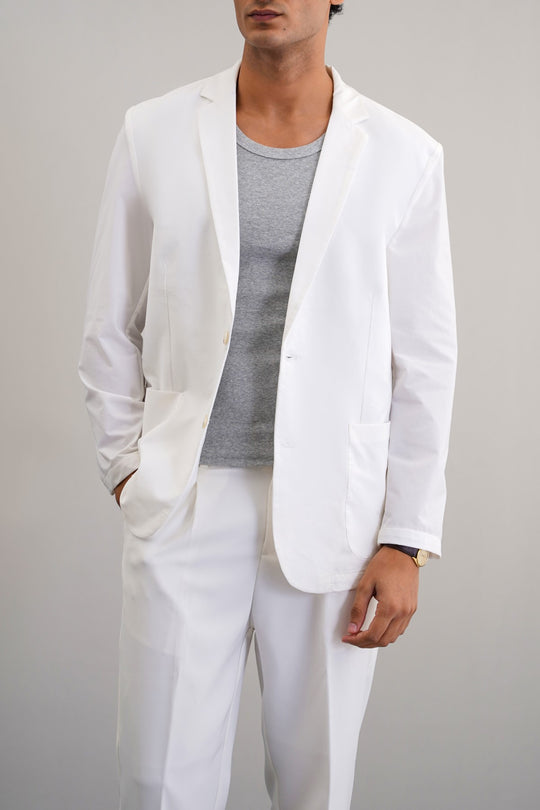 WHITE PERFORMANCE BLAZER