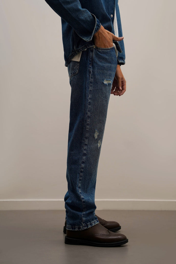 BLUE RELAXED STRAIGHT 
JEANS