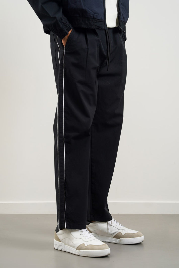 BLACK LOOSE COTTON TROUSERS