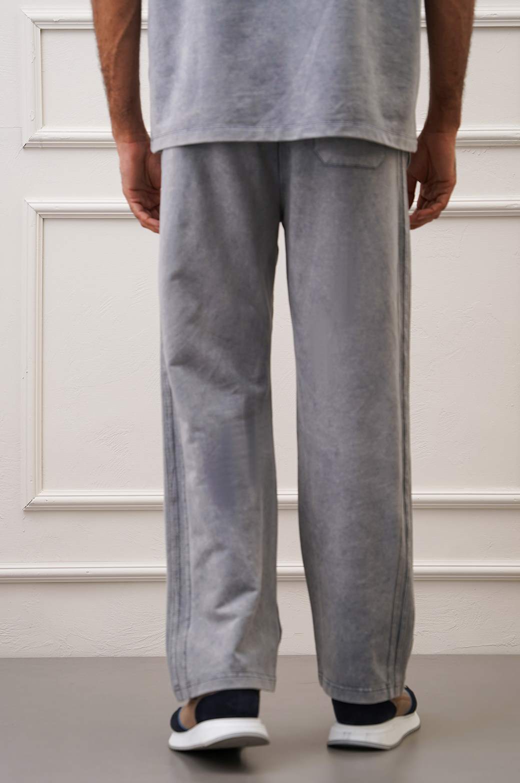 GREY SIDE STRIPED WASHED TROUSERS