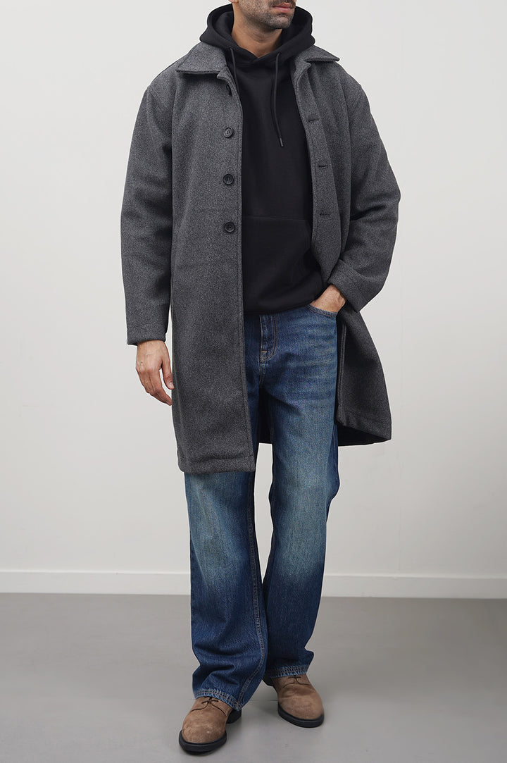 THE ESSENTIAL OVERCOAT