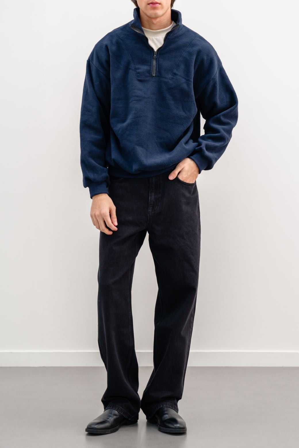 NAVY PLUSH PULL-OVER WITH SHORT ZIPPER