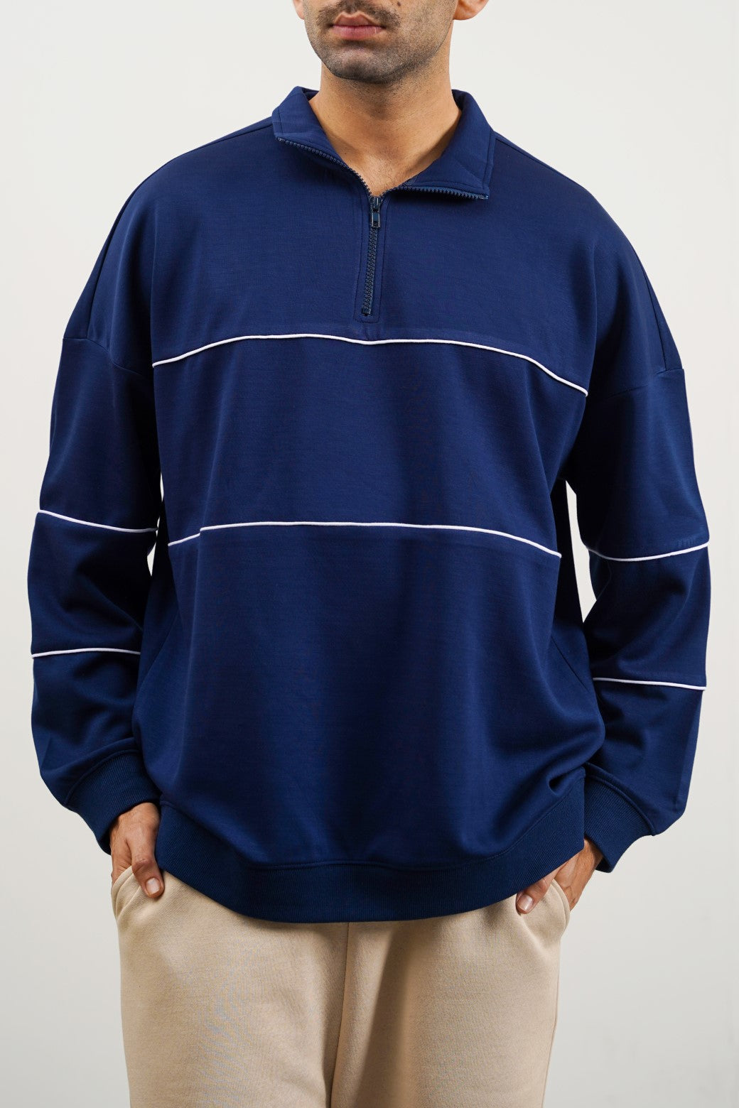 NAVY MOCK-NECK SWEATSHIRT