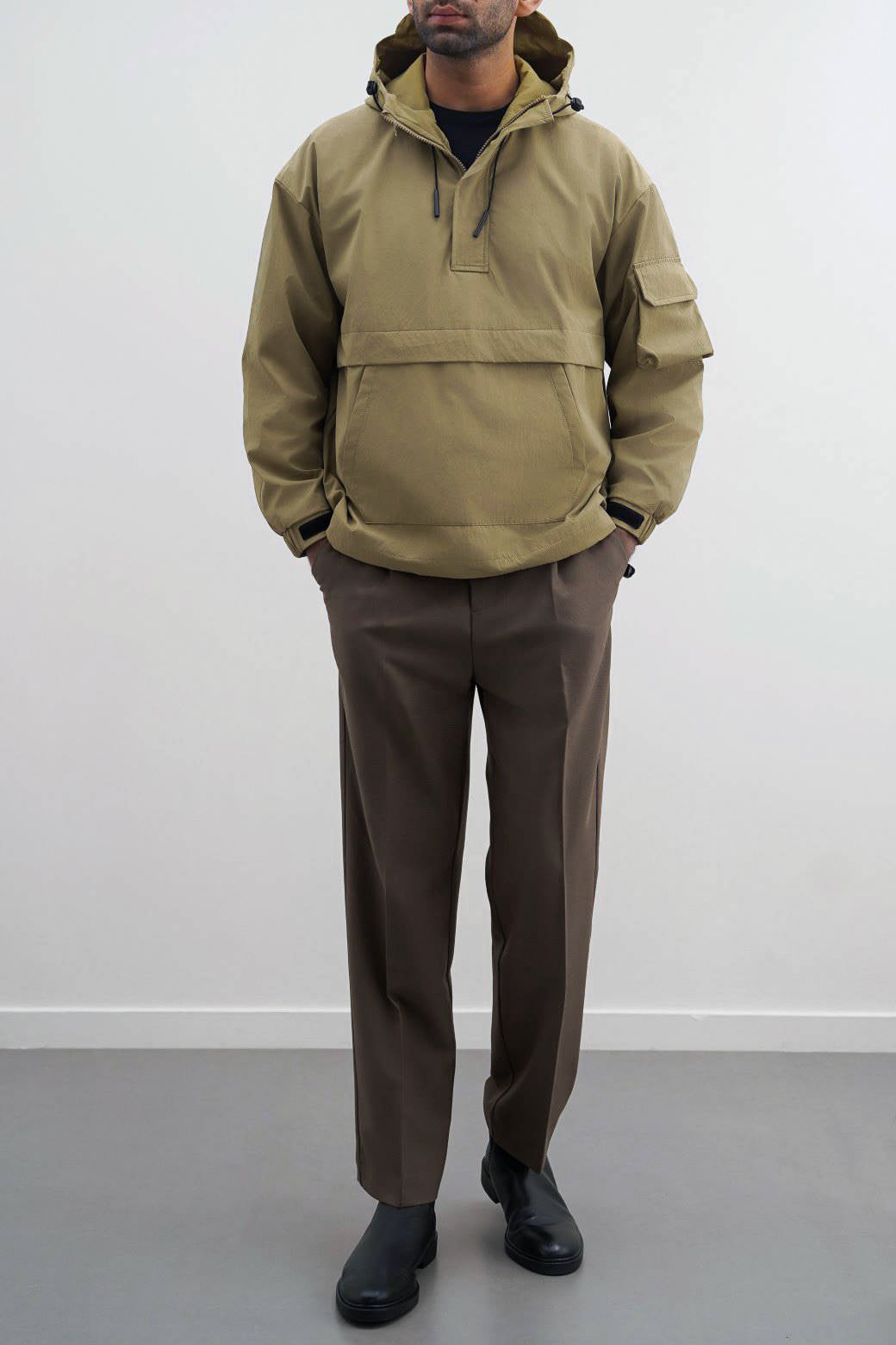 KHAKI PARACHUTE HOODED PULLOVER