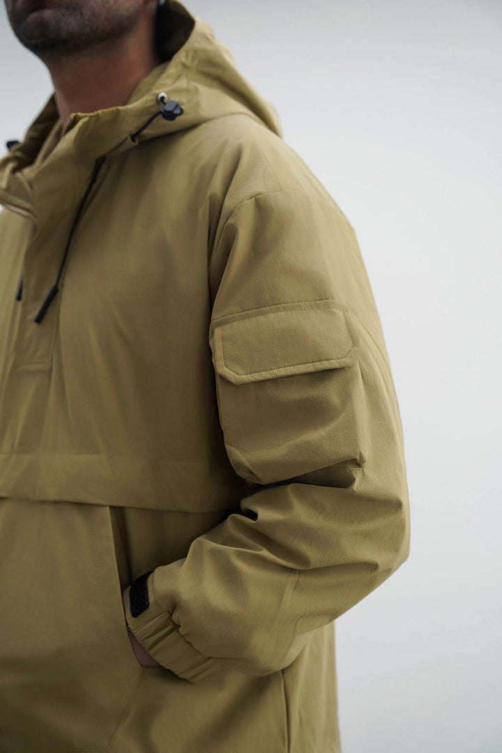 KHAKI PARACHUTE HOODED PULLOVER