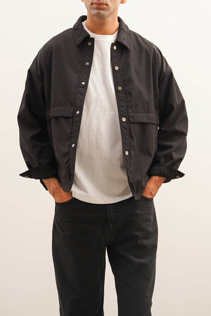 BLACK PARACHUTE OVERSHIRT