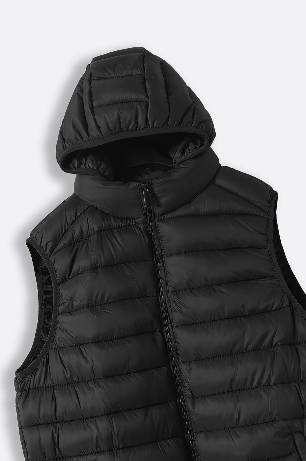 BLACK HOODED GILET