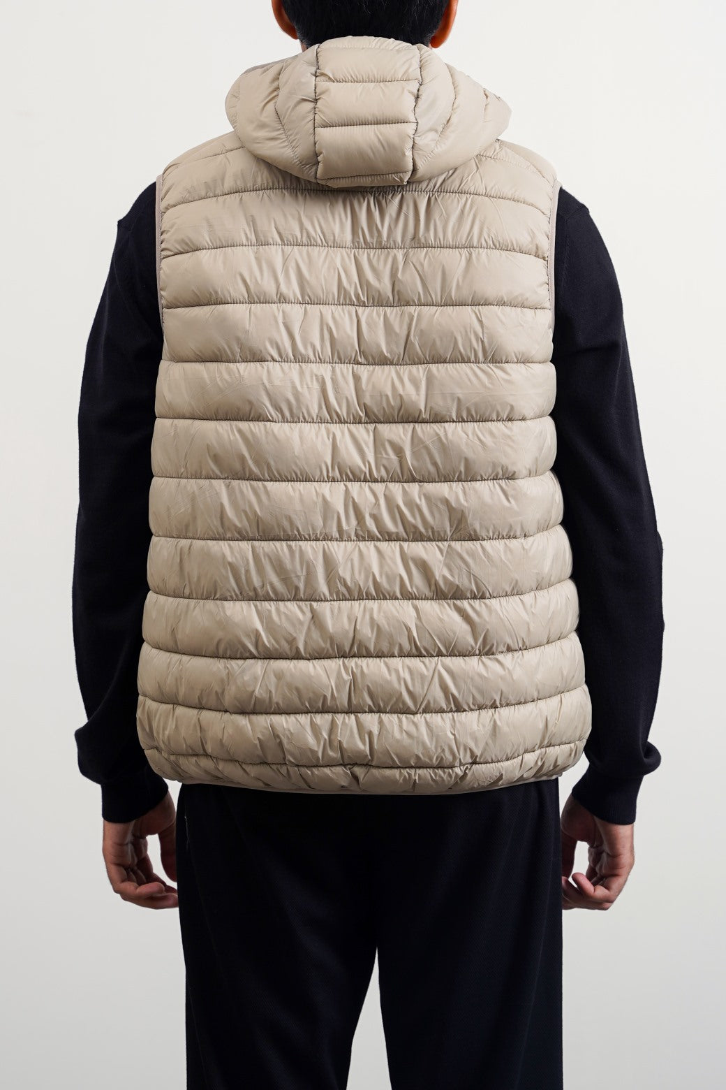 HOODED GILET