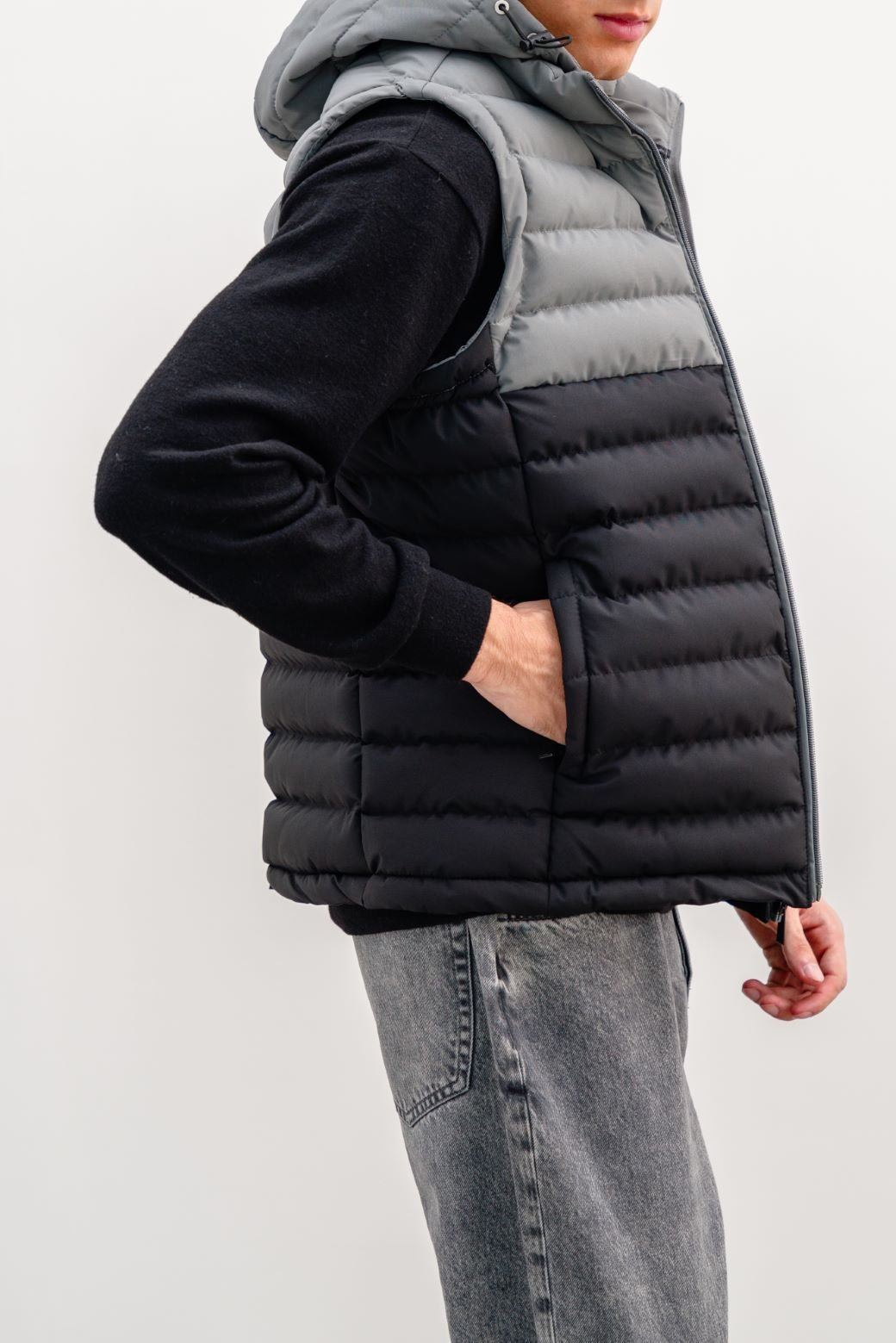 BLACK CONTRAST GILET