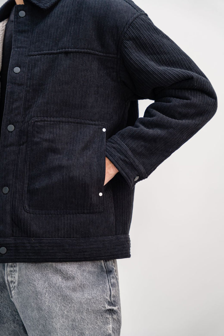 BLACK OVERSIZED CORDUROY JACKET