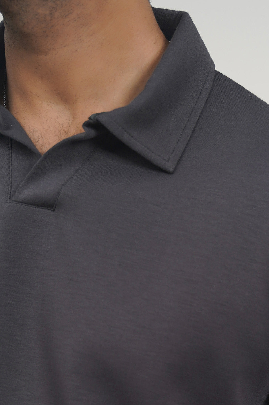 CHARCOAL JOHNNY COLLAR POLO