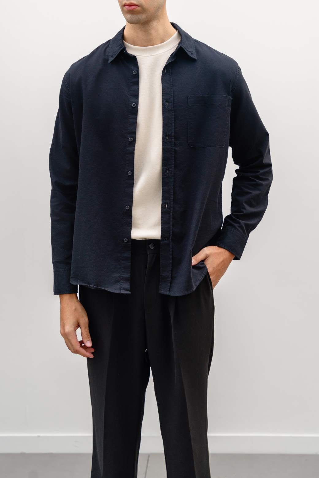 BLACK CLASSIC OXFORD SHIRT