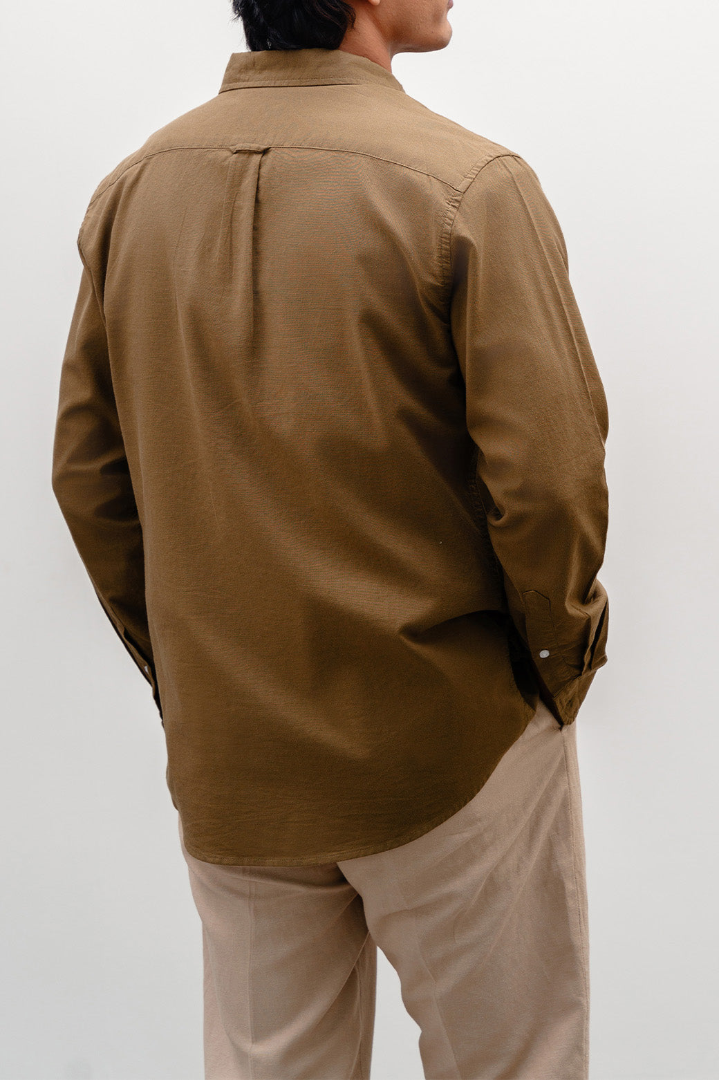 BROWN CLASSIC OXFORD SHIRT