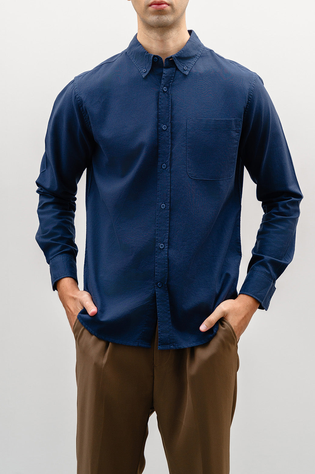 NAVY CLASSIC OXFORD SHIRT