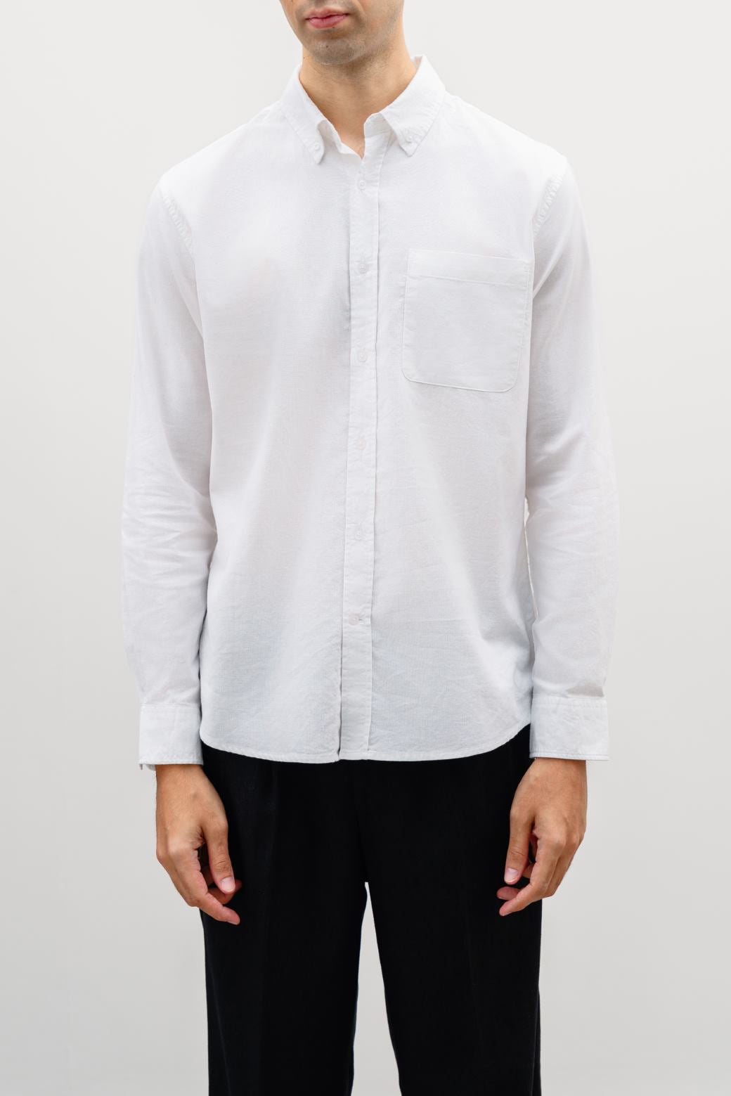 WHITE CLASSIC OXFORD SHIRT