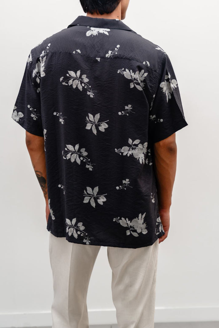 BLACK FLORA PRINTED SAFARI