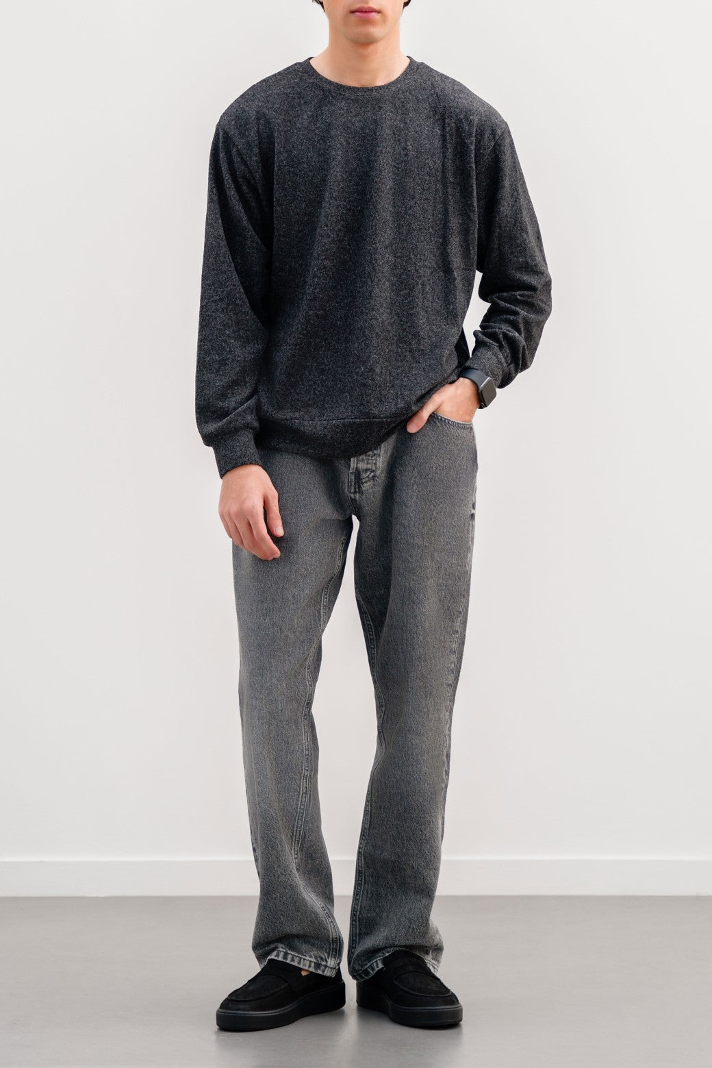 CHARCOAL BASIC SWEATSHIRT