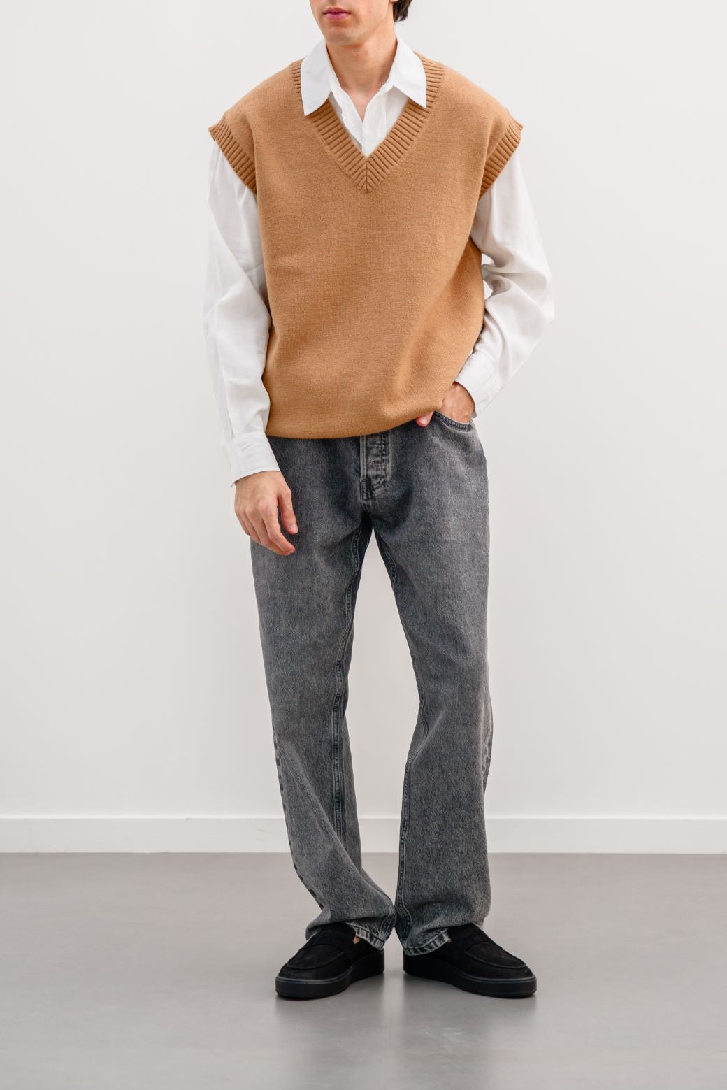 CAMEL KNITTED VEST