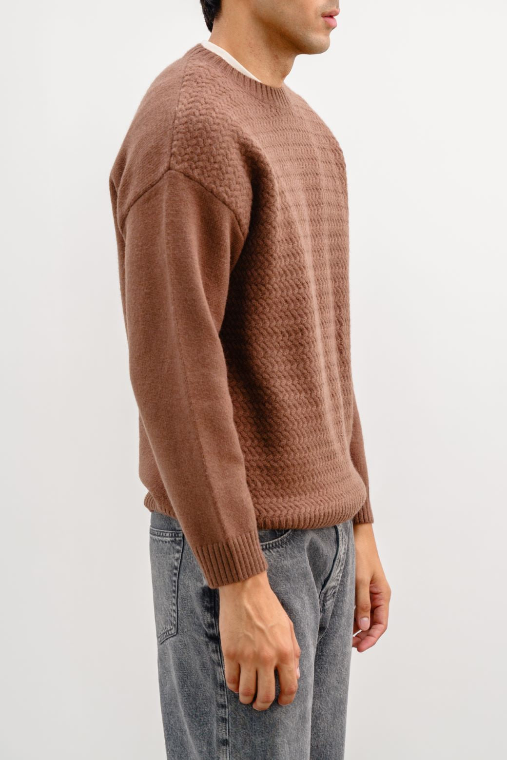 BROWN TEXTURED SWEATER