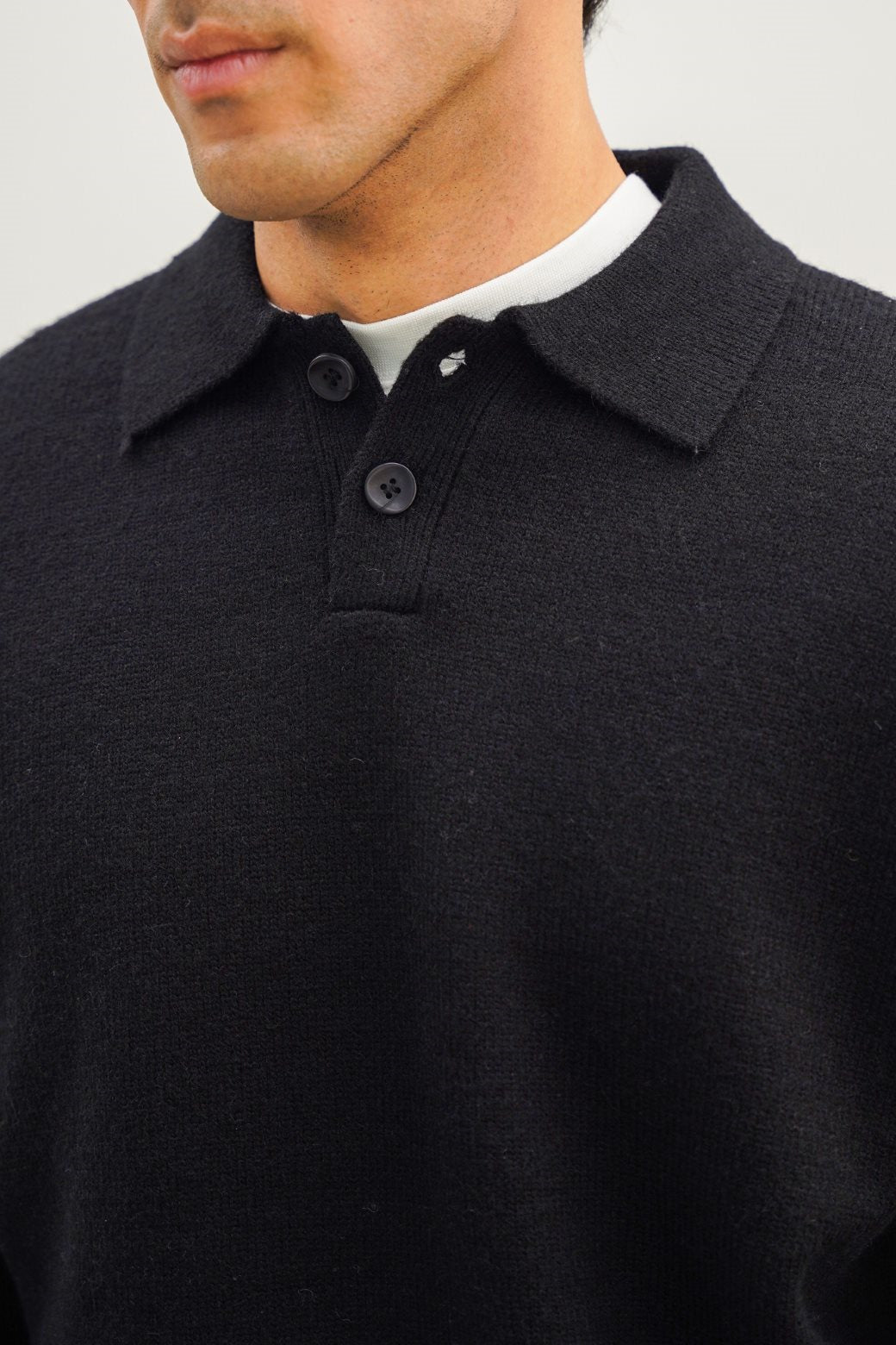 BLACK KNIT POLO SWEATER