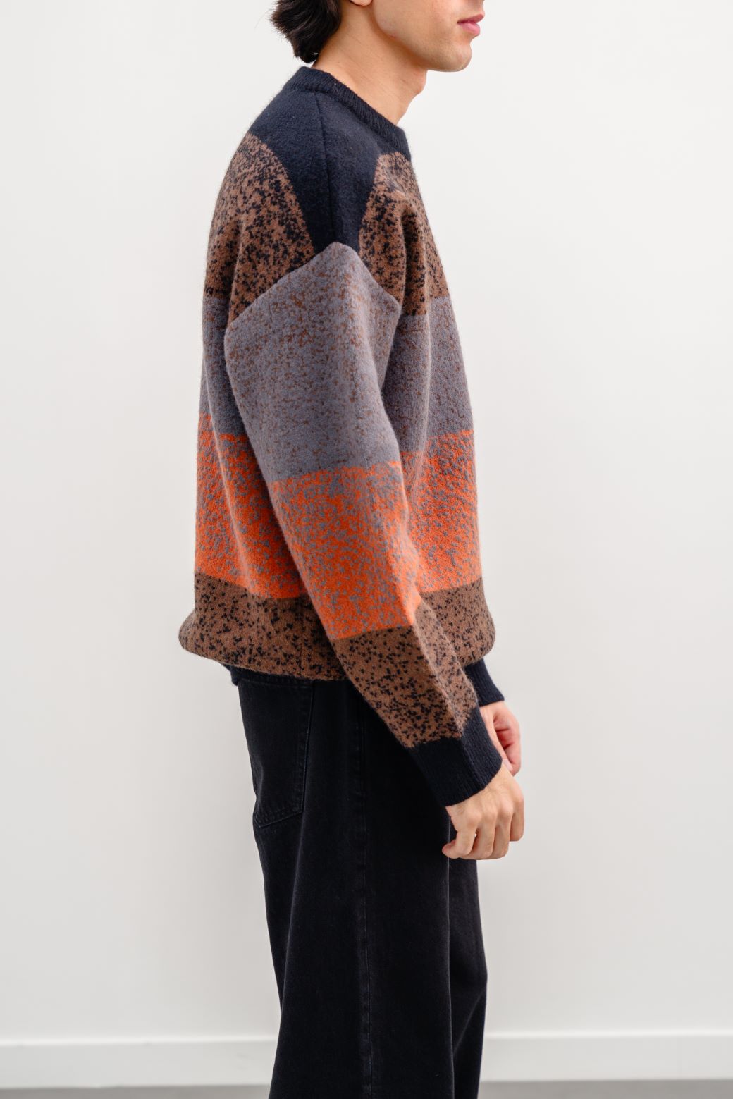 BROWN GRADIENT JACQUARD SWEATER