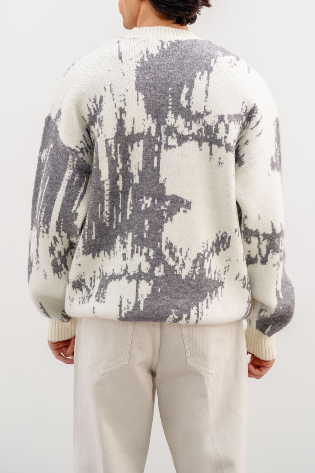 CREAM ABSTRACT PRINTED SWEATER