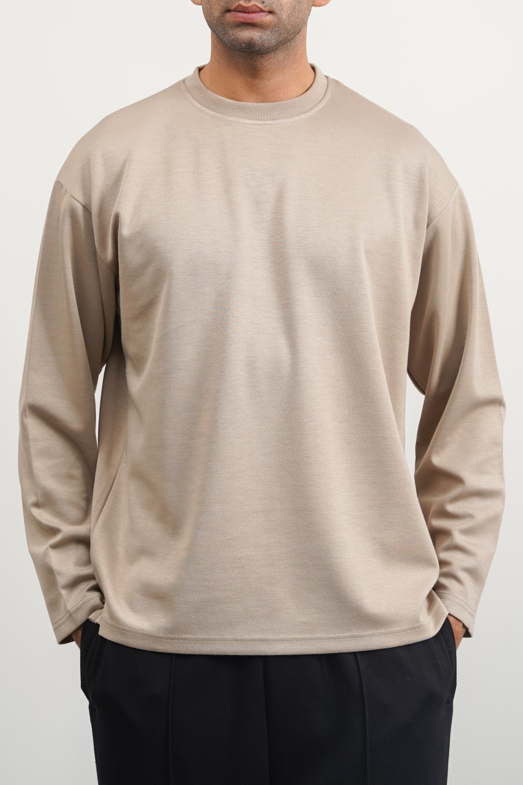 KHAKI CREW NECK SWEATSHIRT