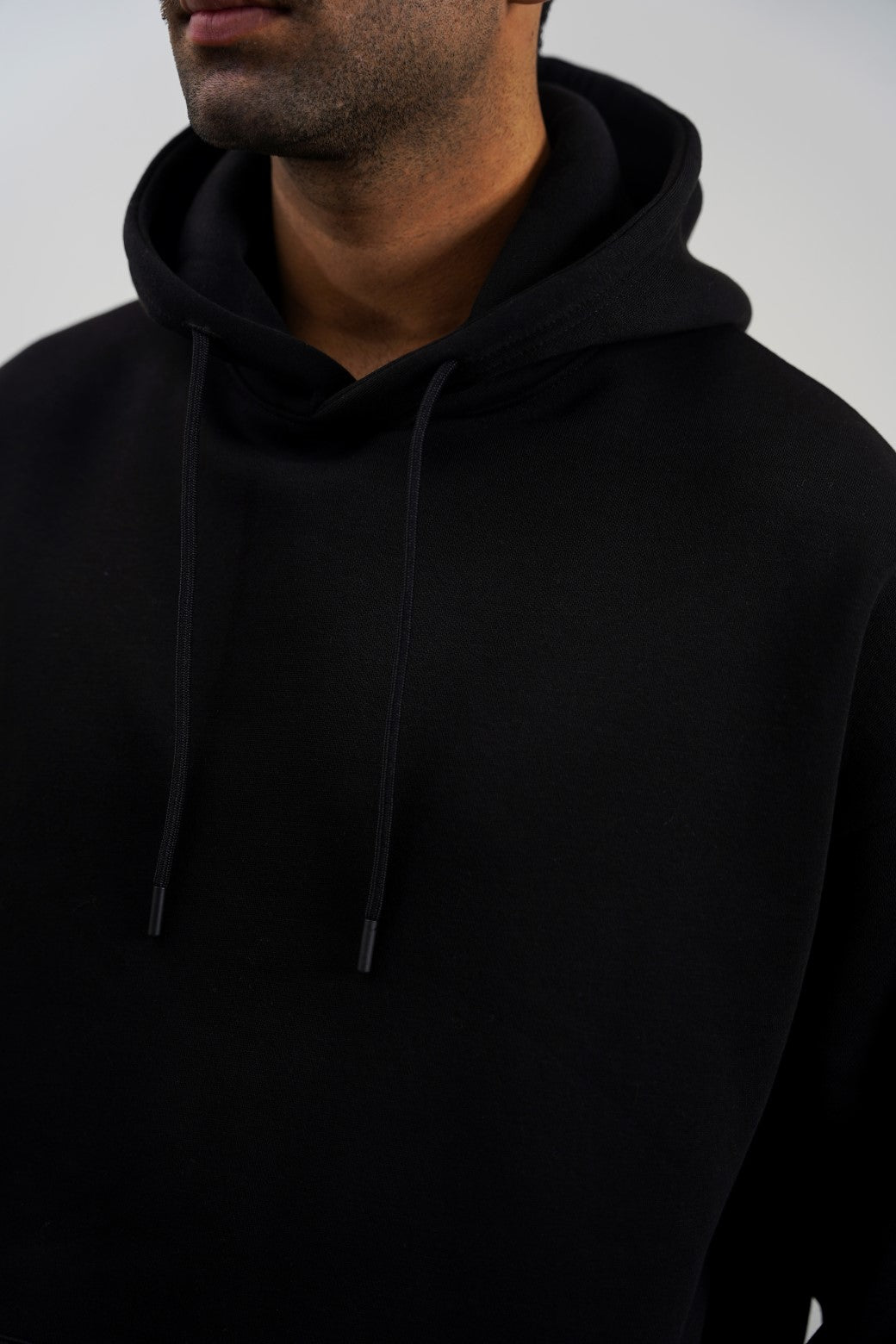 BLACK OVERSIZED FLEECE HOODIE