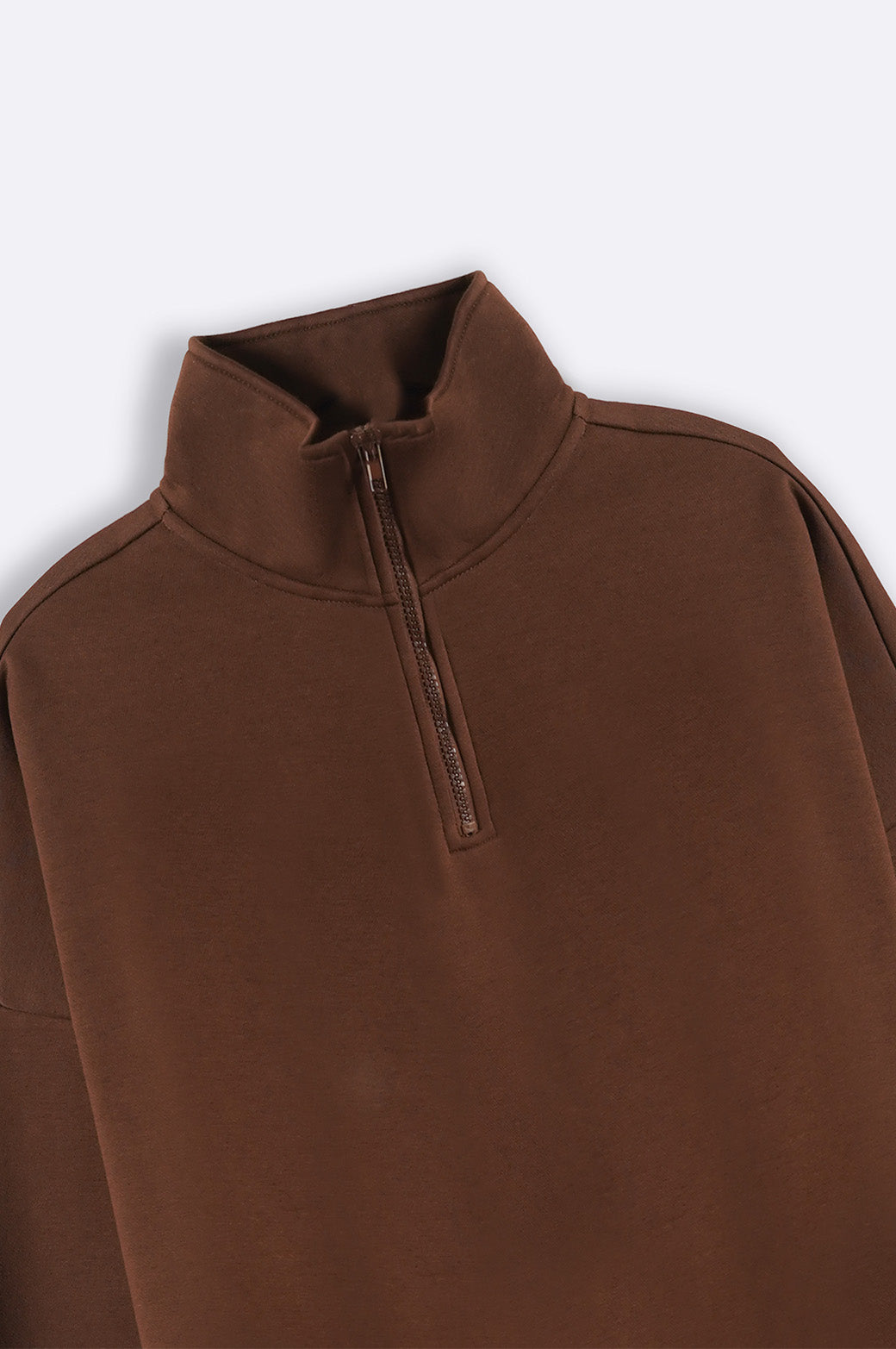 BROWN QUARTER ZIP SWEATSHIRT