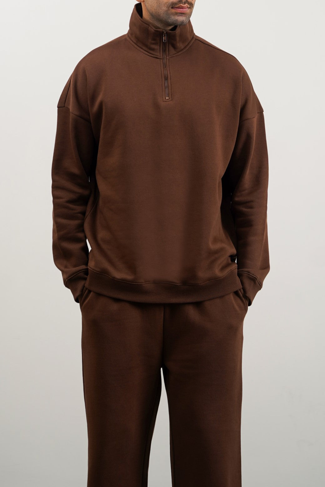 BROWN QUARTER ZIP SWEATSHIRT