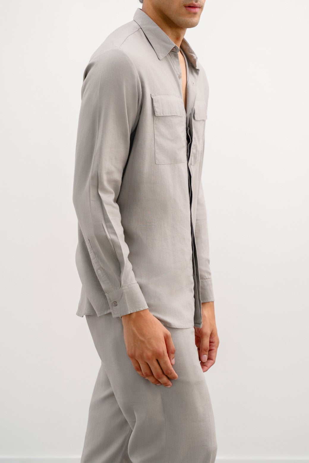 GREY LINEN SHIRT WITH FLAP POCKETS