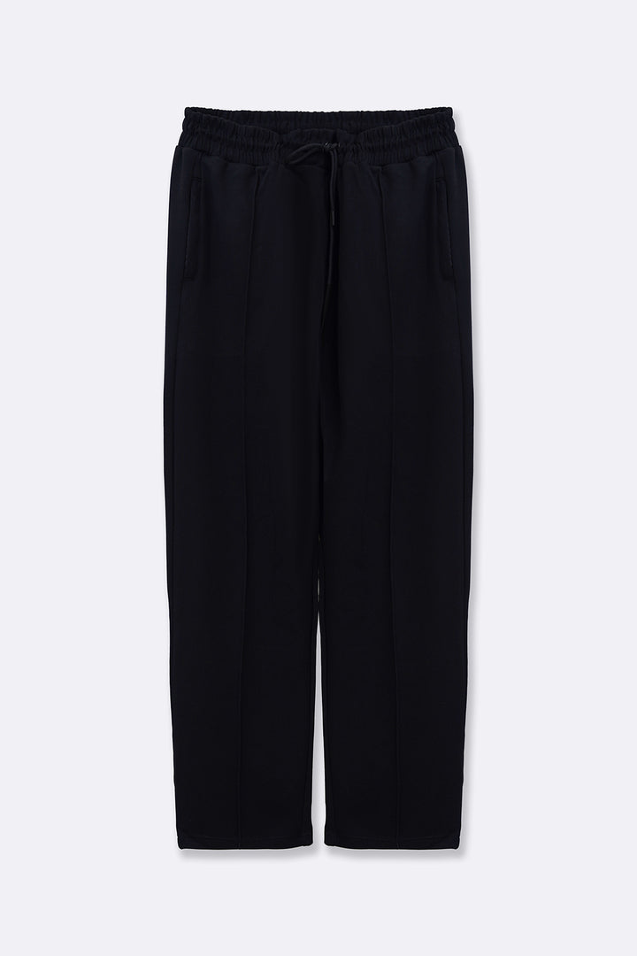 STRAIGHT KNITTED PANTS