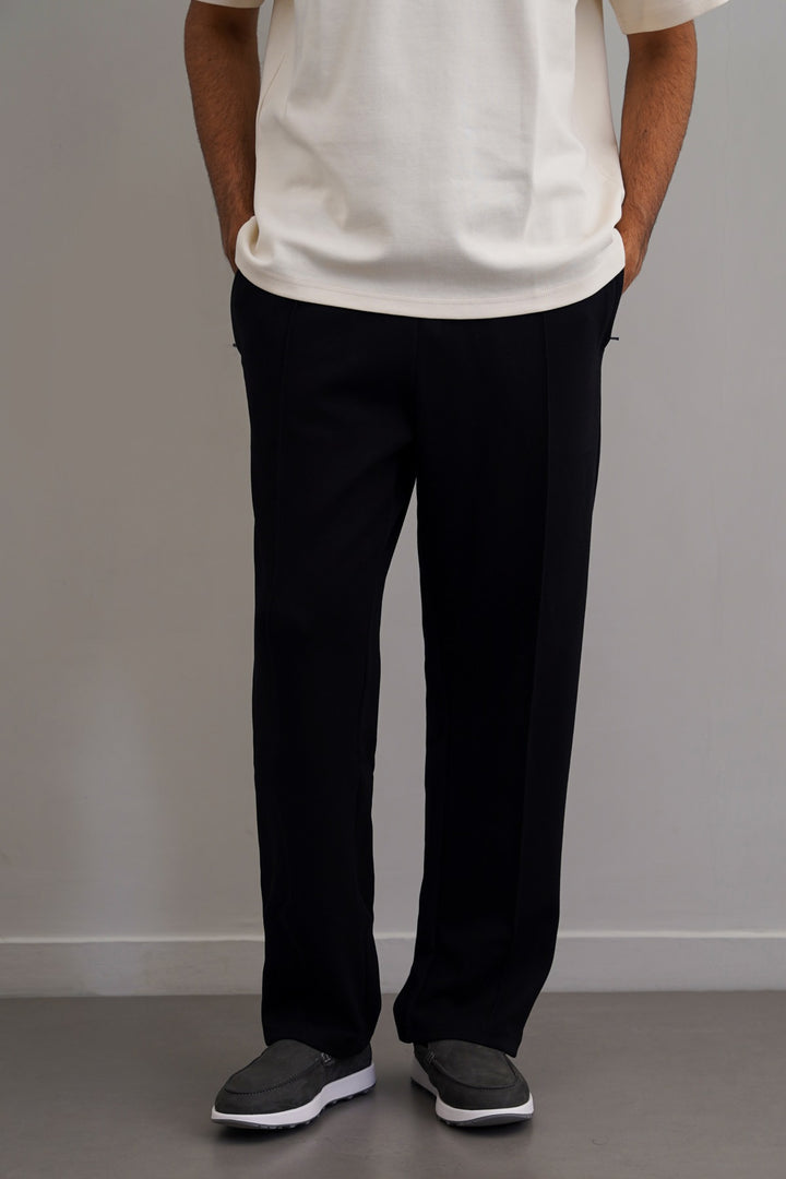 STRAIGHT KNITTED PANTS