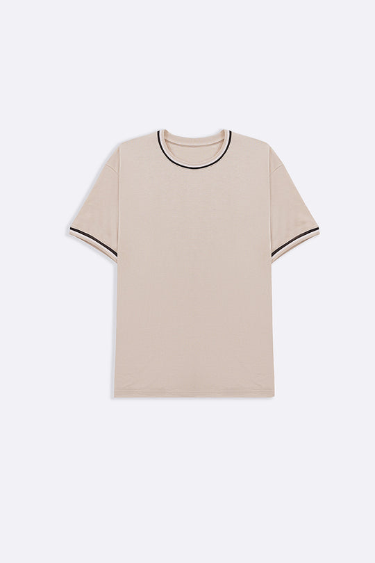 BEIGE TIPPED ACCENT TEE
