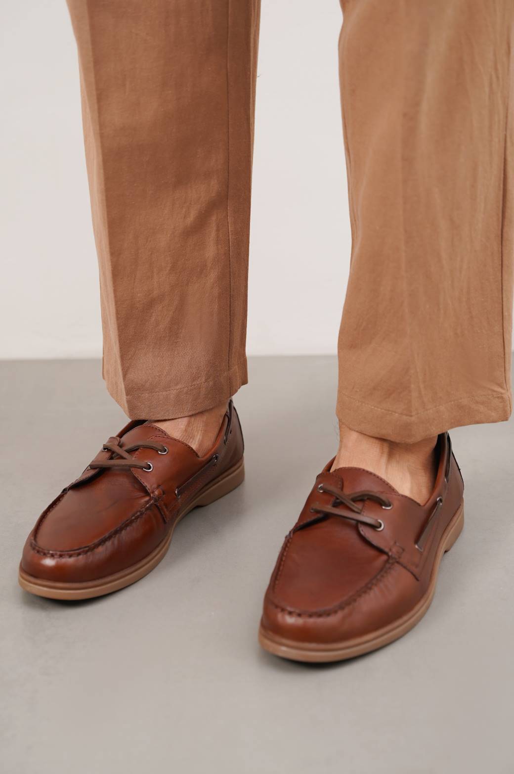 DARK BROWN LEATHER BOAT SHOES