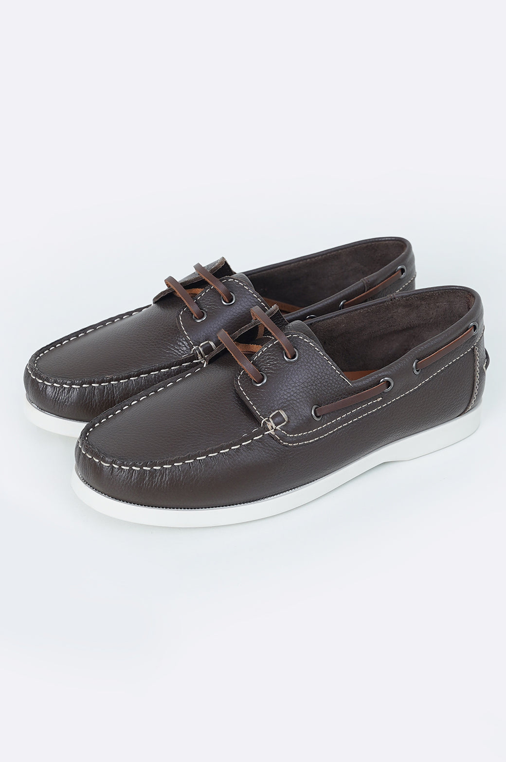 DARK BROWN CLASSIC BOAT SHOES