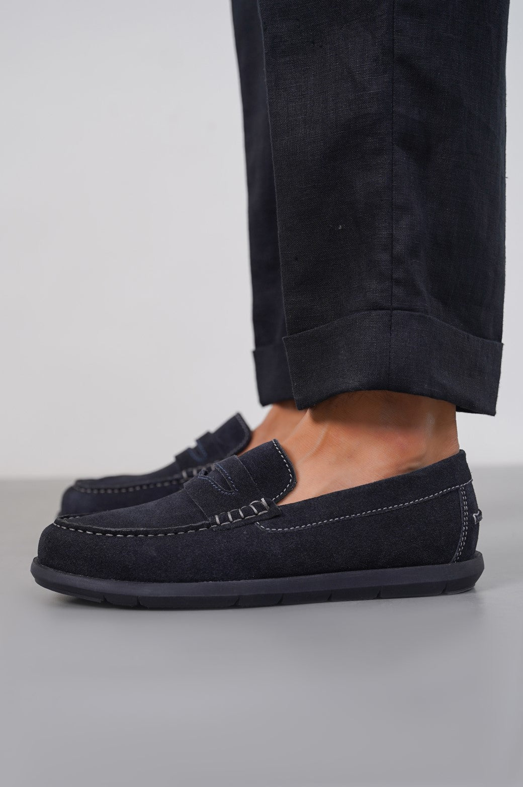 NAVY LIGHTWEIGHT SUEDE LOAFERS