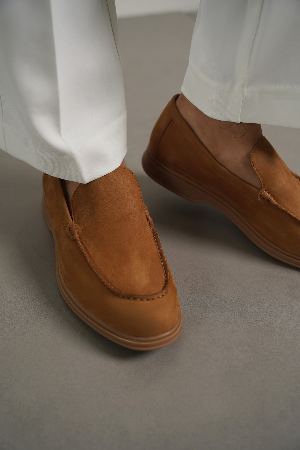 CAMEL CLASSIC LEATHER LOAFERS