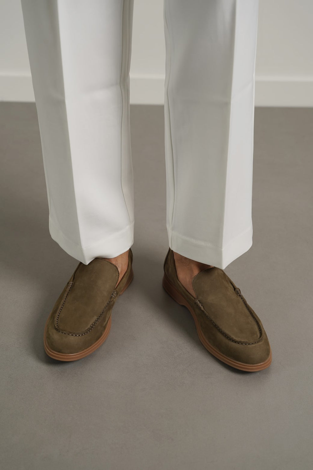 OLIVE CLASSIC LEATHER LOAFERS