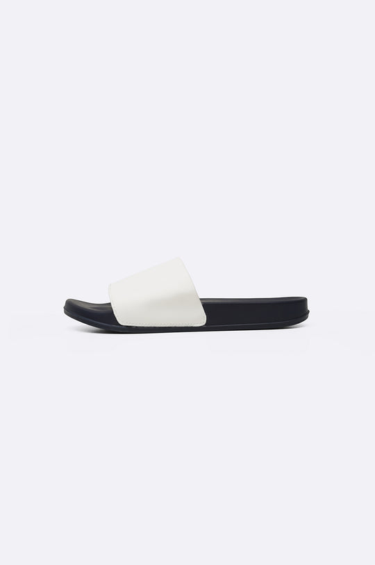 WHITE EVERYDAY SLIDES