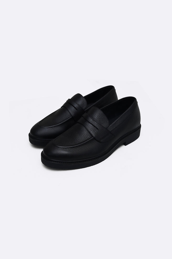 CLASSIC LEATHER LOAFERS