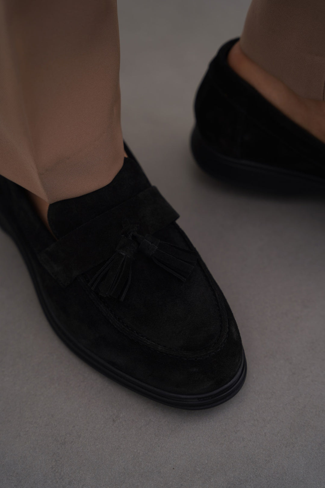 BLACK SUEDE LEATHER TASSEL LOAFERS